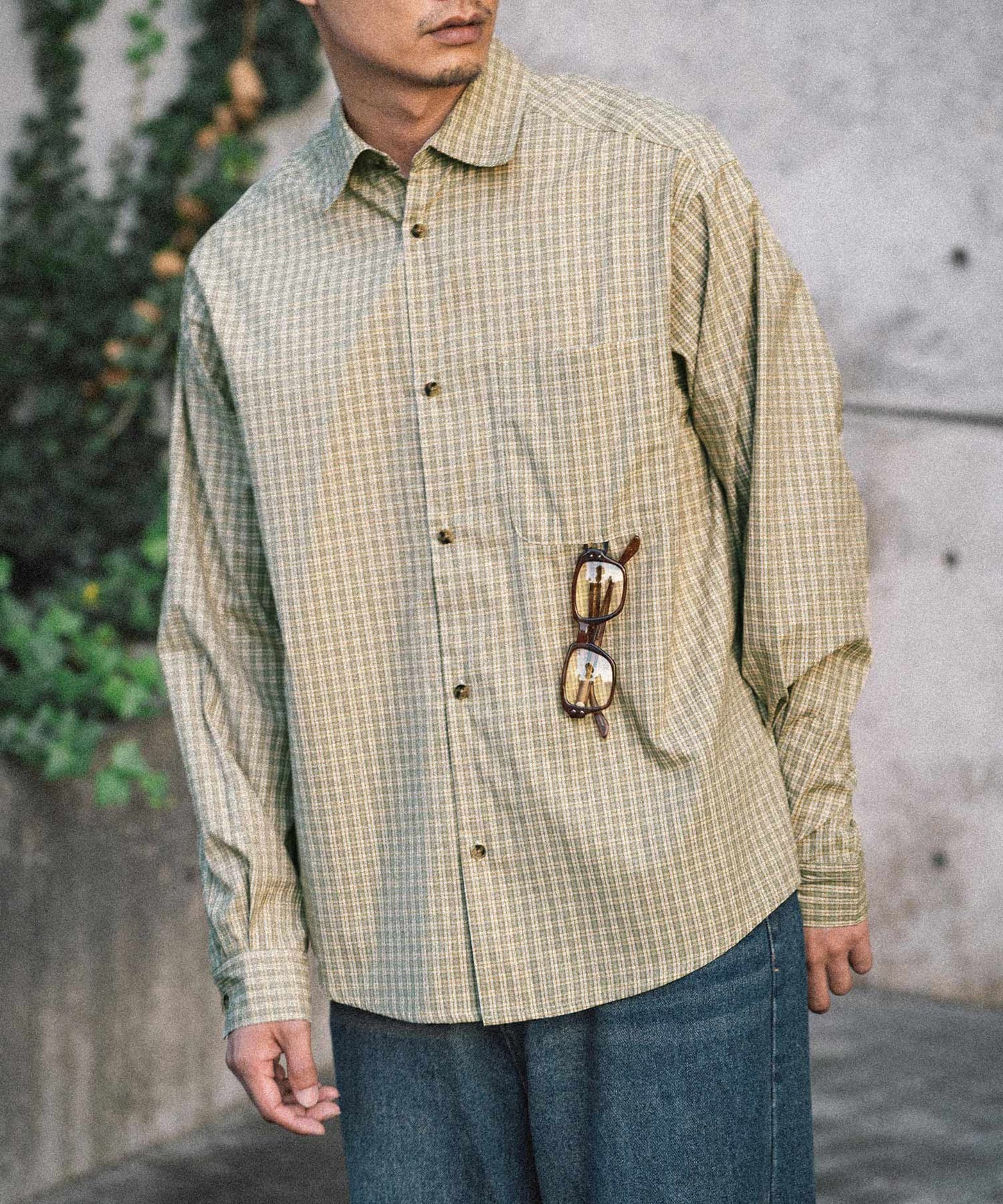 Semi loose check shirt/13852