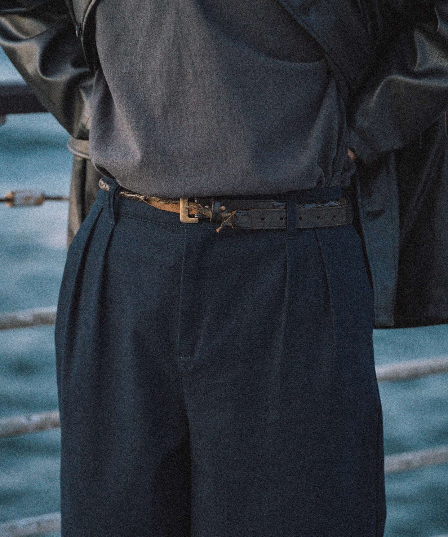 Two tuck wide straight pants/13853